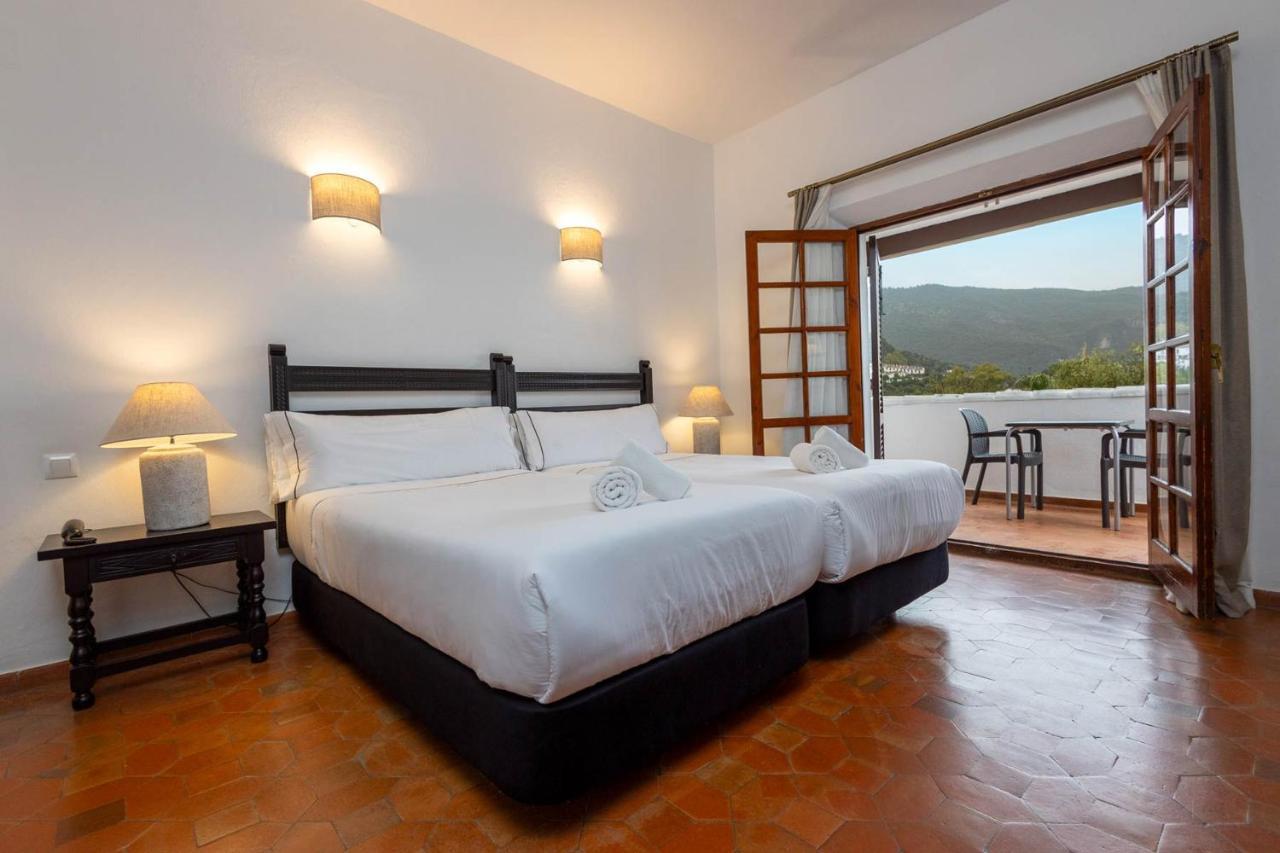 Hotel Tugasa Las Truchas El Bosque Exteriér fotografie